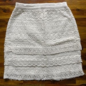 Ivory lace Club Monaco mini skirt